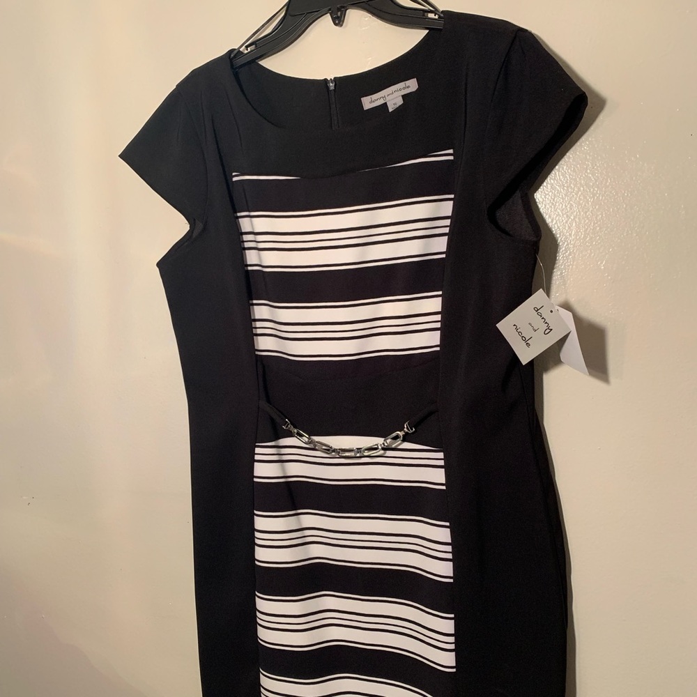 Danny and Nicole Dress: Size 16: Black/White: NWT